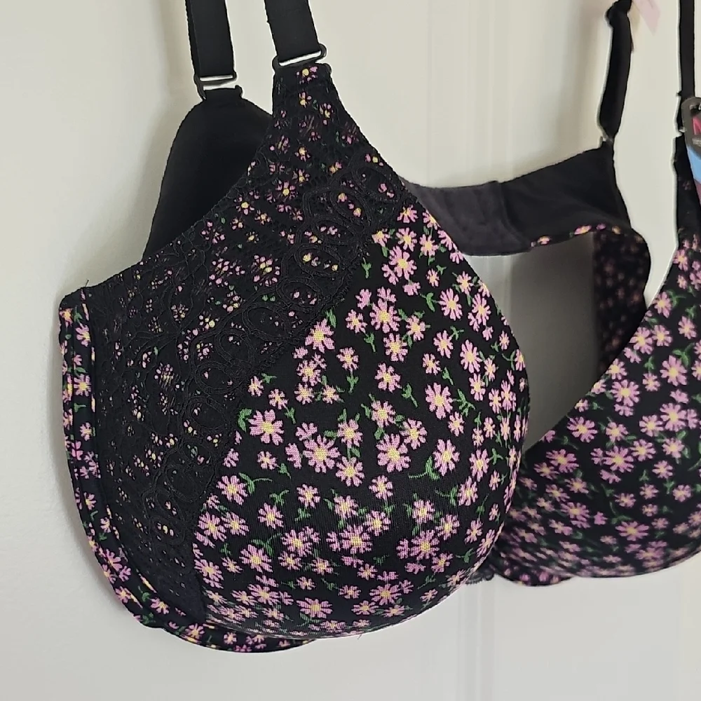 Maidenform Black and‎ Pink Floral Bra - Picture 7 of 7